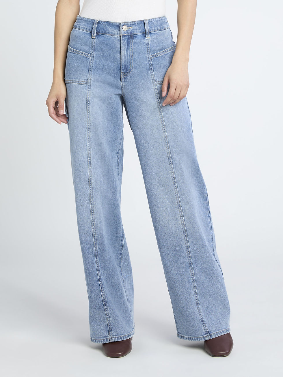 Madden NYC women's mid-rise loose fitted jeans
