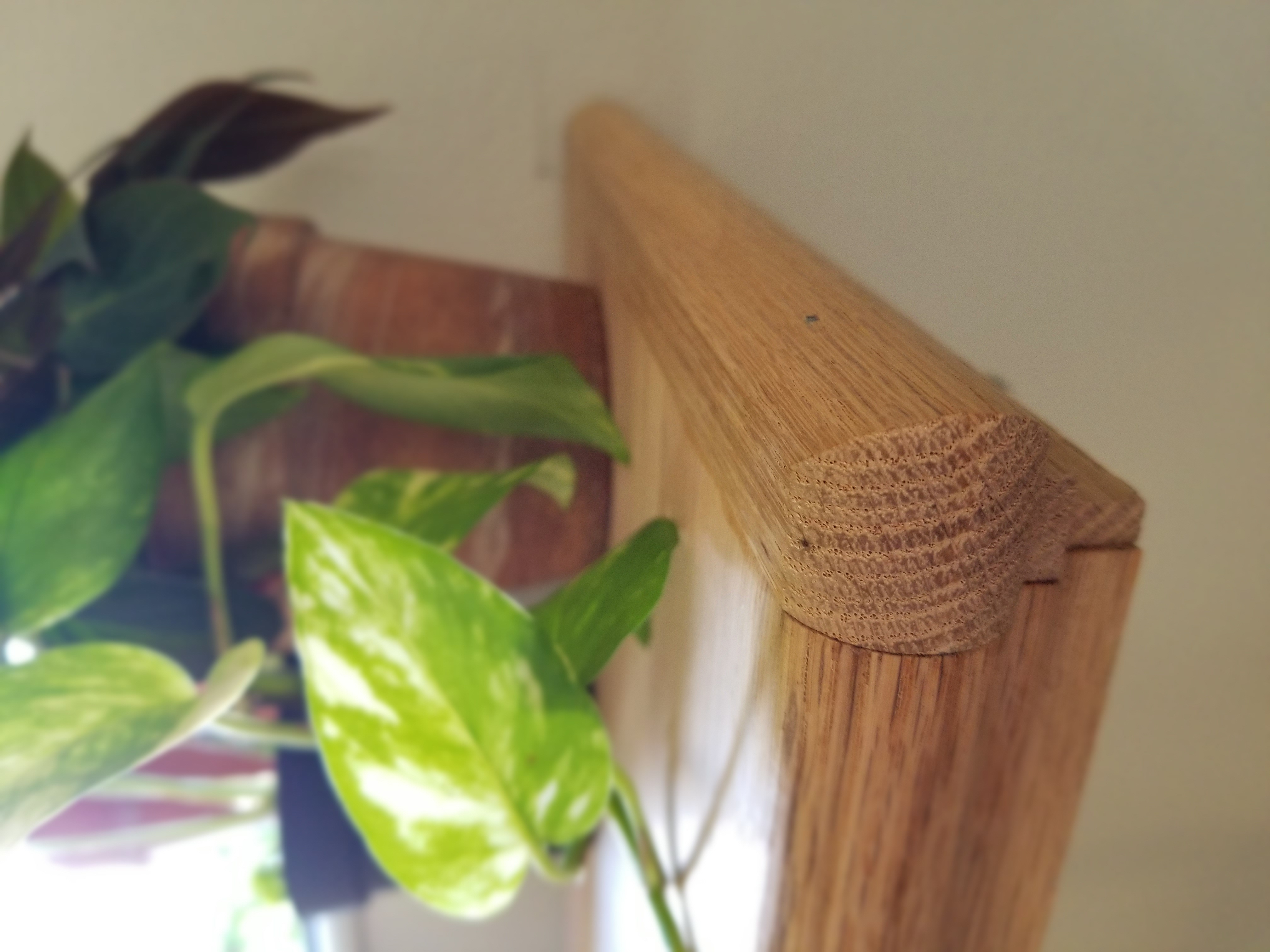 Attaching stair nosing molding to the bar ends