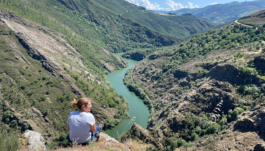 Lake view motorcycle tour to Europe