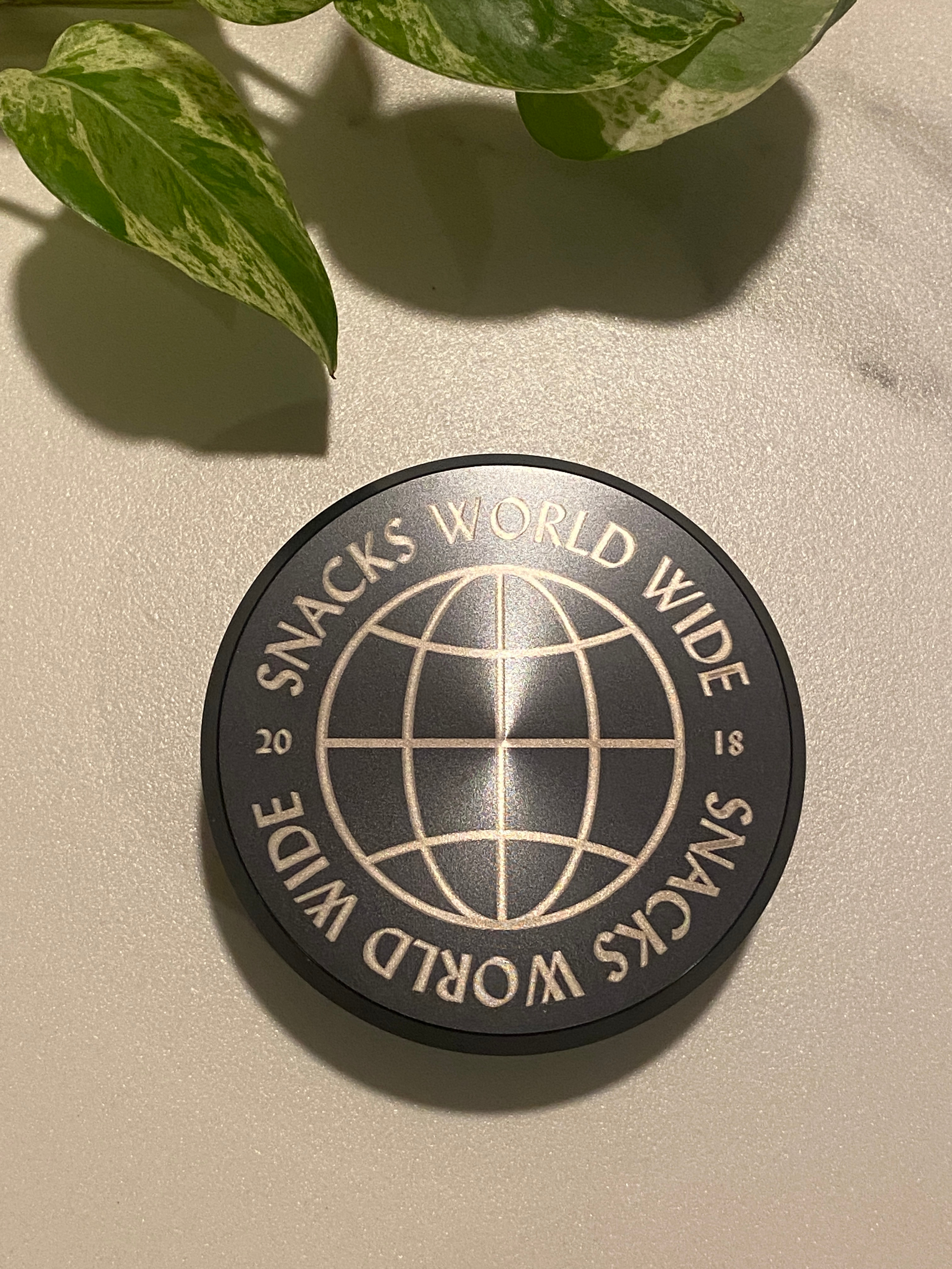 Snacks World Wide Record Stabilizer
