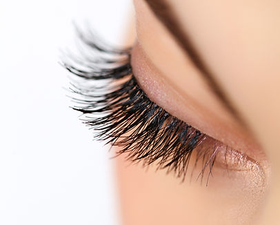 Lange Wimpern. Wimpern Lifting  Der ultimative Boost für natürliche Wimpern! 
