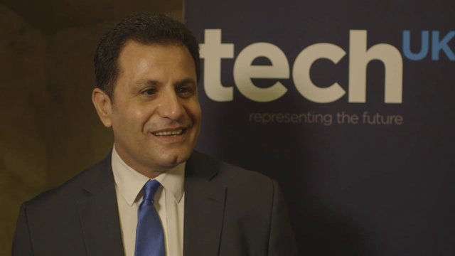 Rafim Tafazolli, directeur du Centre d'innovation de la 5G.