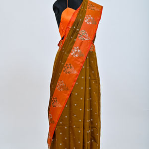 Guldasta Border Buti Saree