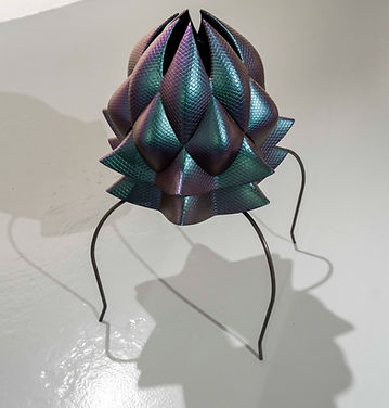 Crambe Marítima (2025)
Medium: Steel, resin, paint
Size: H: 83 x W: 46 x D: 46 cm
Description: Hiding in plain sight Crambe Maritima is disguised with shimmering fish scales.