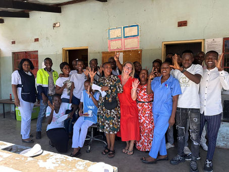 How Mwezi Blu Jewellery Helped Support Kakumbi Clinic in South Luangwa, Zambia