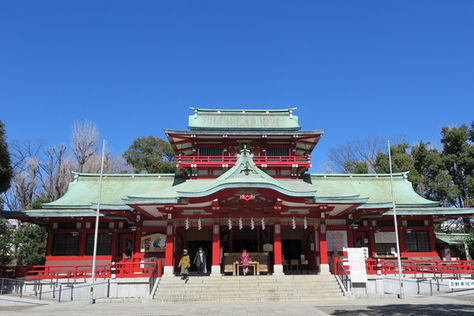 "Tomioka Hachimangu" is known as the place where the first "sumo" tournament in Edo was performed.