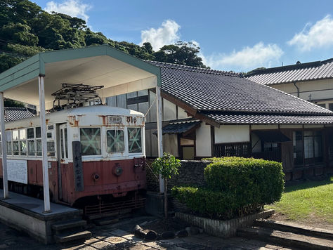 Known as the “Hot-blooded giant in the power sector in Japan”, MatsunagaYasuzaemon was born into a wealthy family on Iki Island, Nagasaki Prefecture.