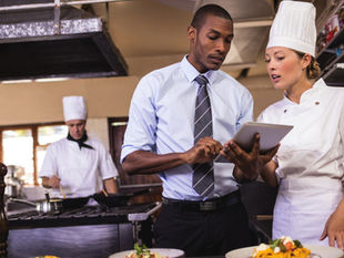 Chương Trình Thực Tập Khách Sạn Có Trả Lương Tại Úc 2025 – Cơ Hội Vàng Cho Sinh Viên Việt Nam