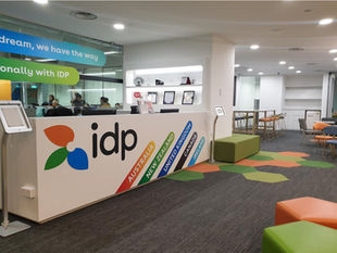 Top 3 Trung Tâm Tư Vấn Du Học & Học Bổng Uy Tín Tại Hà Nội