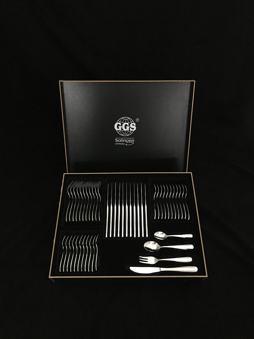 Küçük resim: REGINA MAT 96 PARÇA ÇATAL KASIK BIÇAK SETI ALMANYA GGS SOLINGEN TATLI TAKIMI