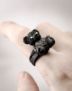 Sit down, tiny baby / Bear ring