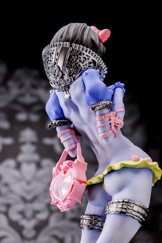 SNOW WHITE / still life with apples (未塗装未組み立てガレージ