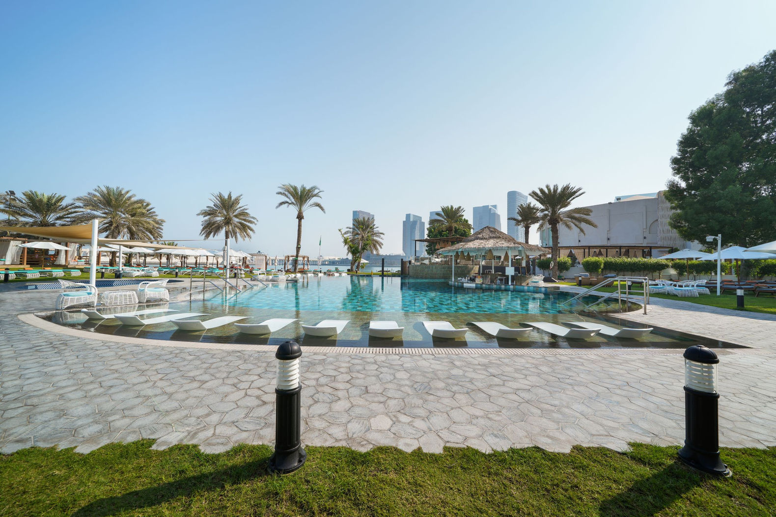 Oasis Pool at Le Meriden Abu Dhabi