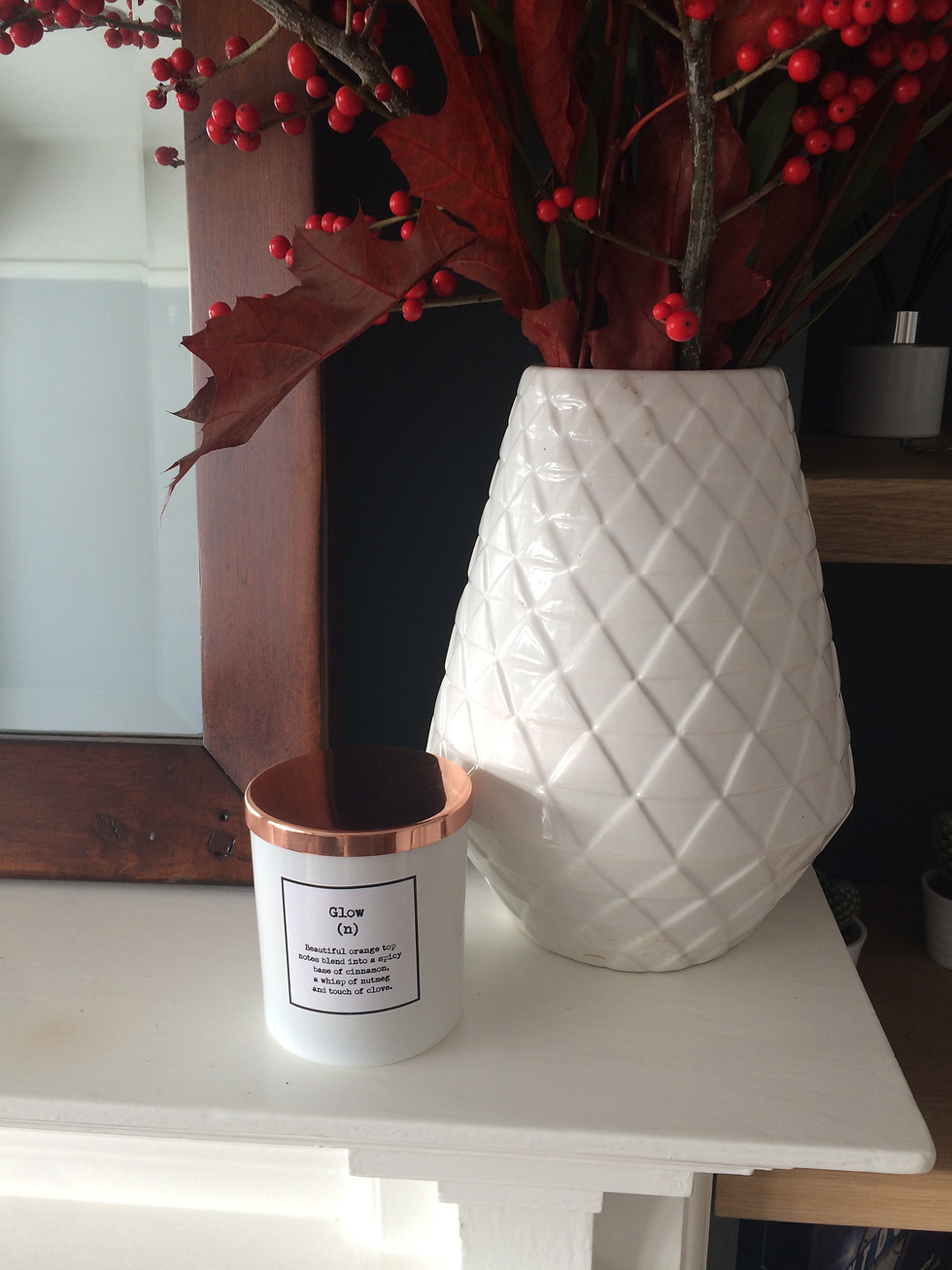 Thumbnail: Glow - Scented Soy Candle