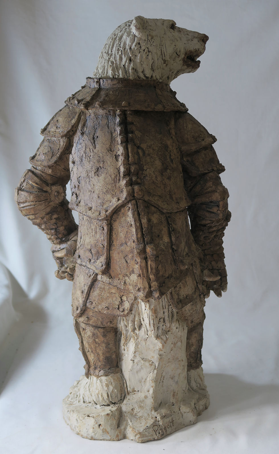 Thumbnail: Large Armoured Bear