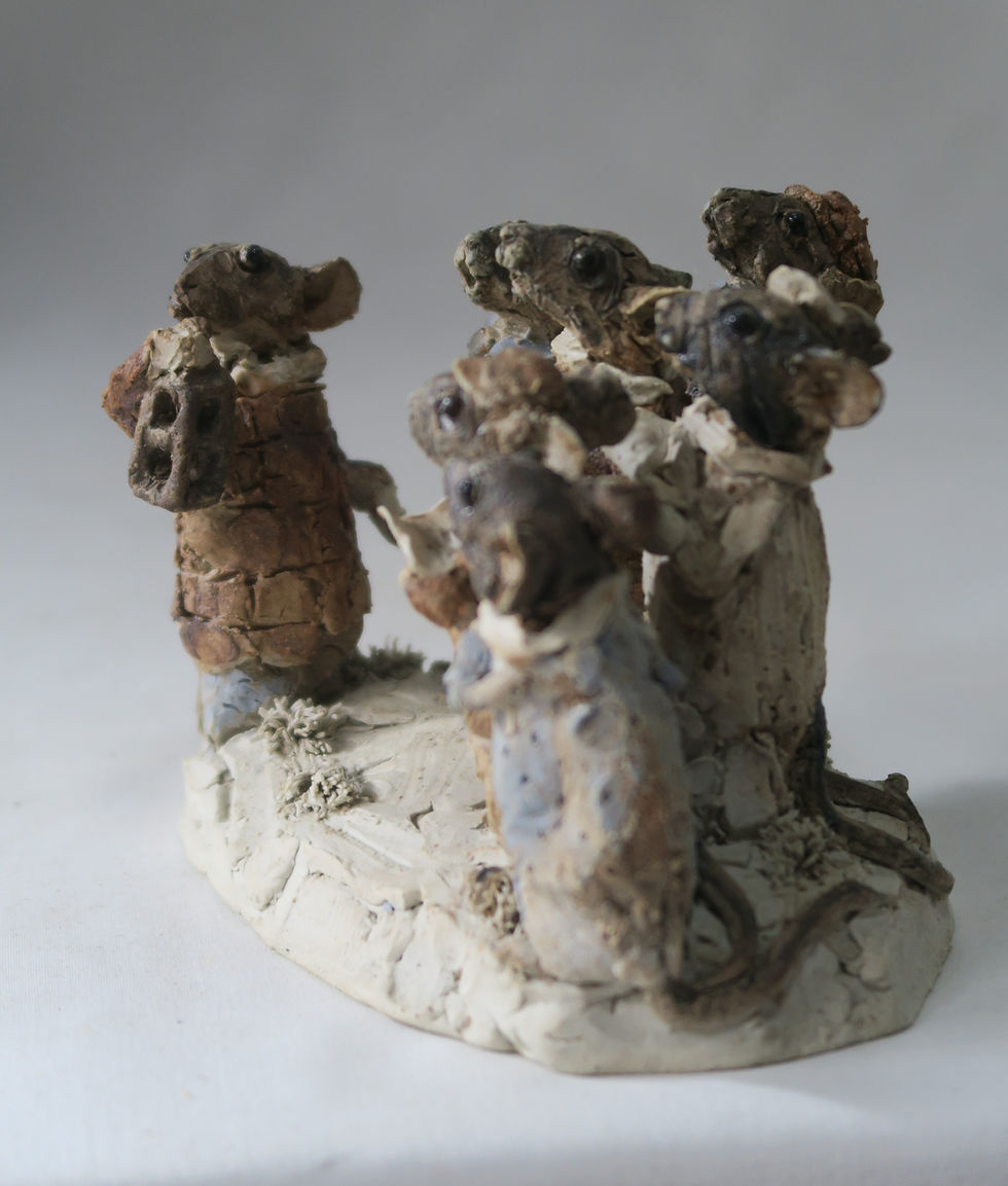 Thumbnail: Mice Carollers