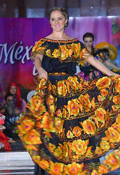 297262_152245314867970_100002475078514_2