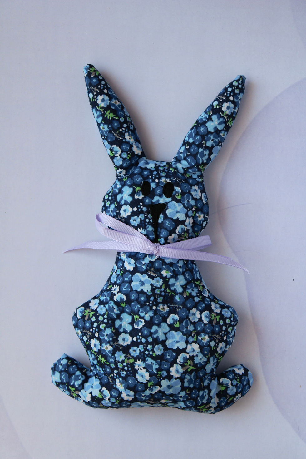 Conejo - Flores Azules