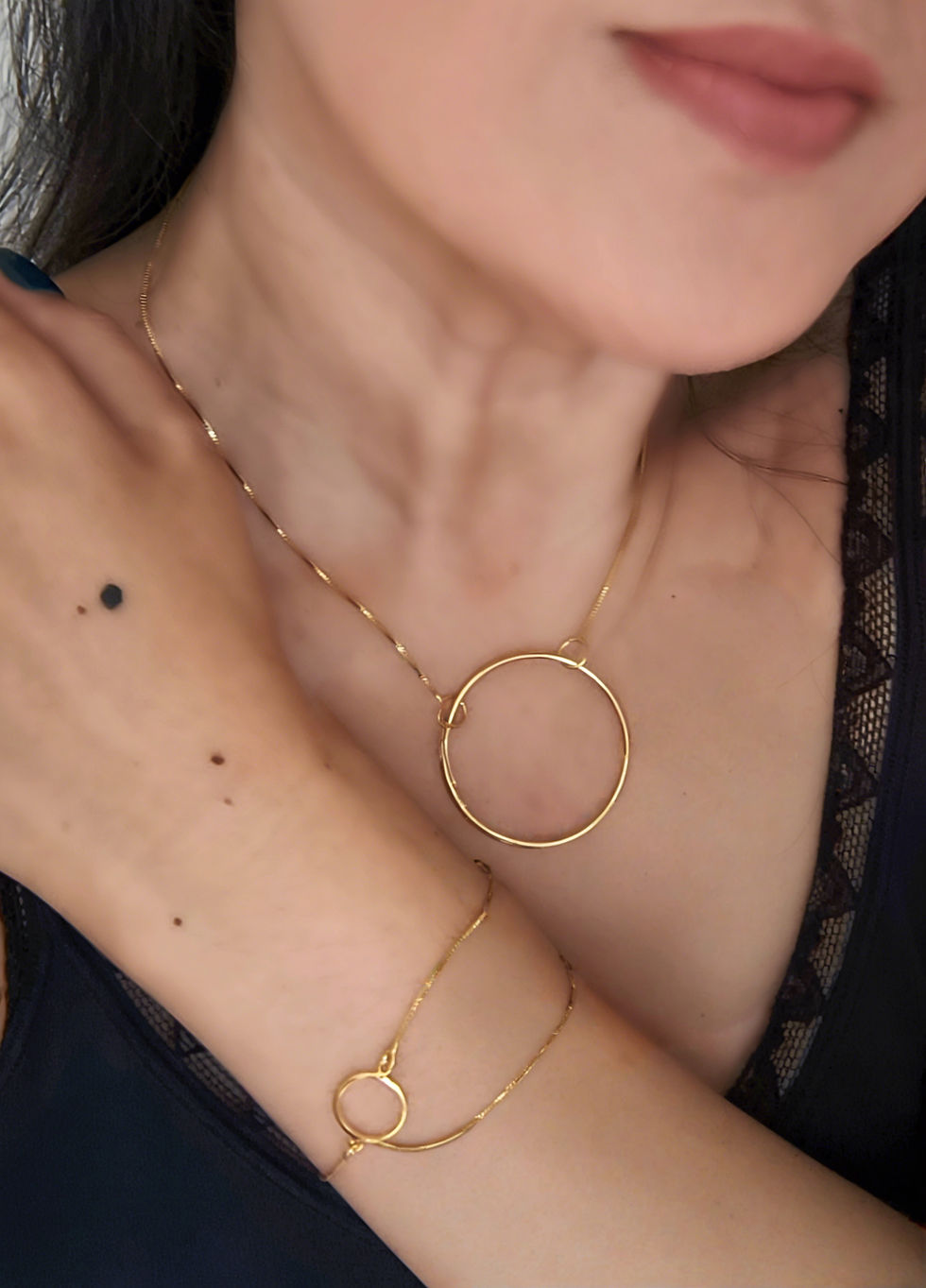 Miniatura: Colar Esfera Vazada (G) - Banho Ouro 18K