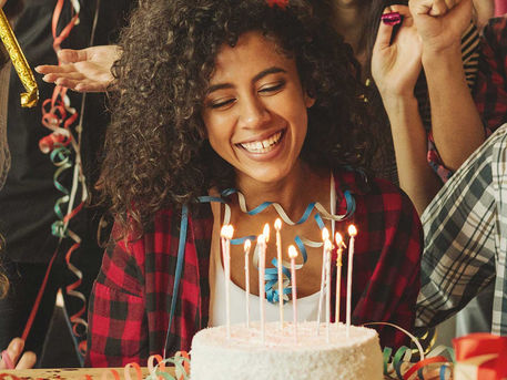 9 Ways To Make a Great Video Message For a Friend's Birthday
