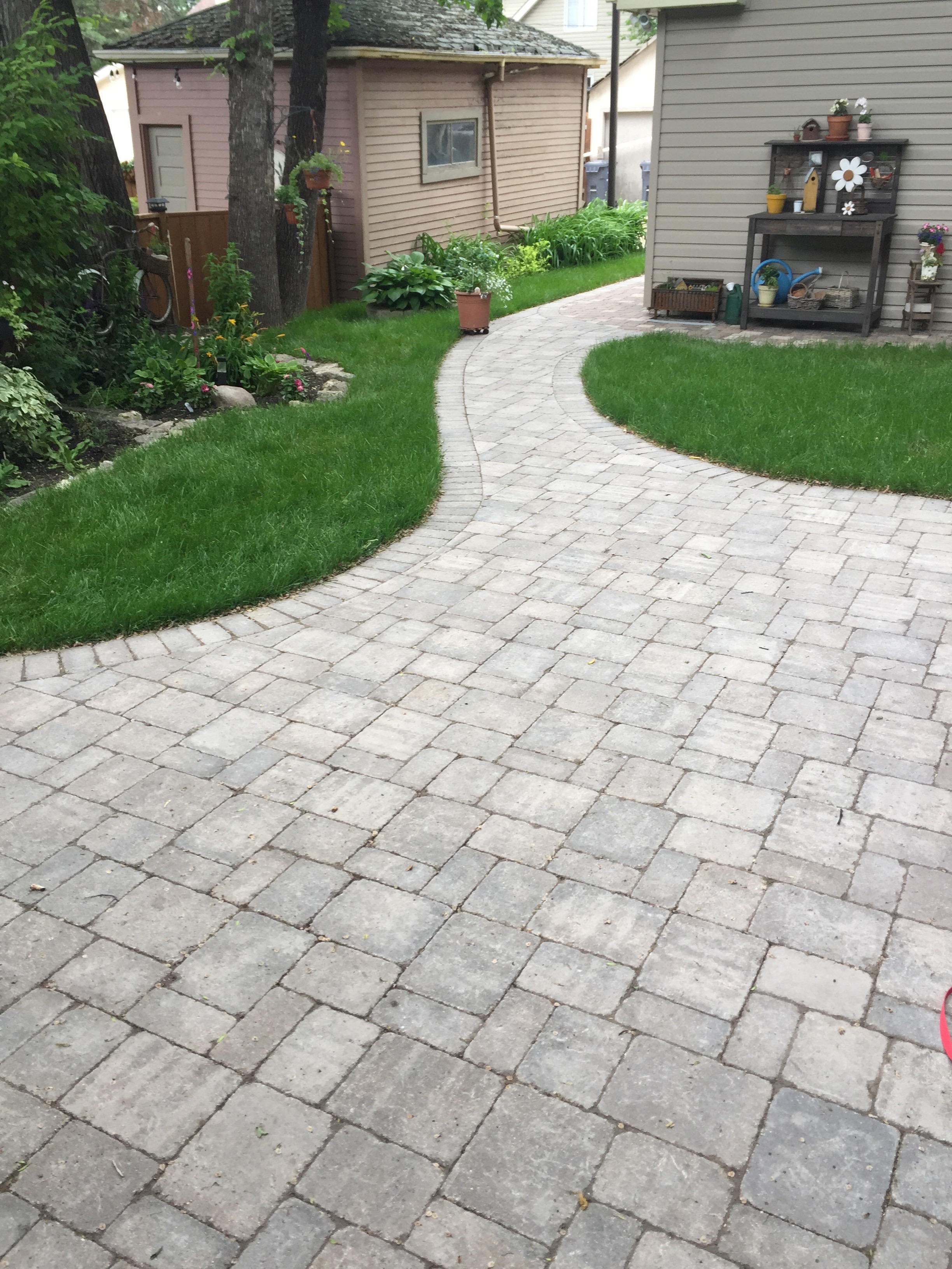 GUENETTE LANDSCAPING | Winnipeg | Landscaping Services