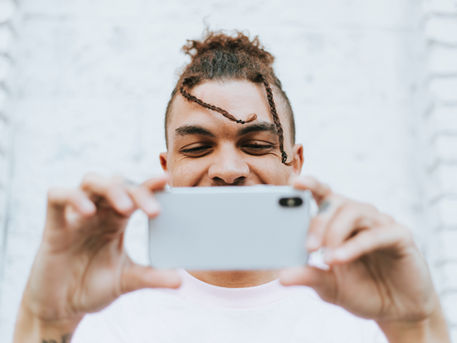 How To Record a Good Birthday Selfie Video Message