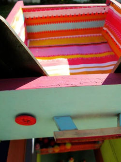 ▲ ▼ ▲ Crispín ▲ ▼ ▲