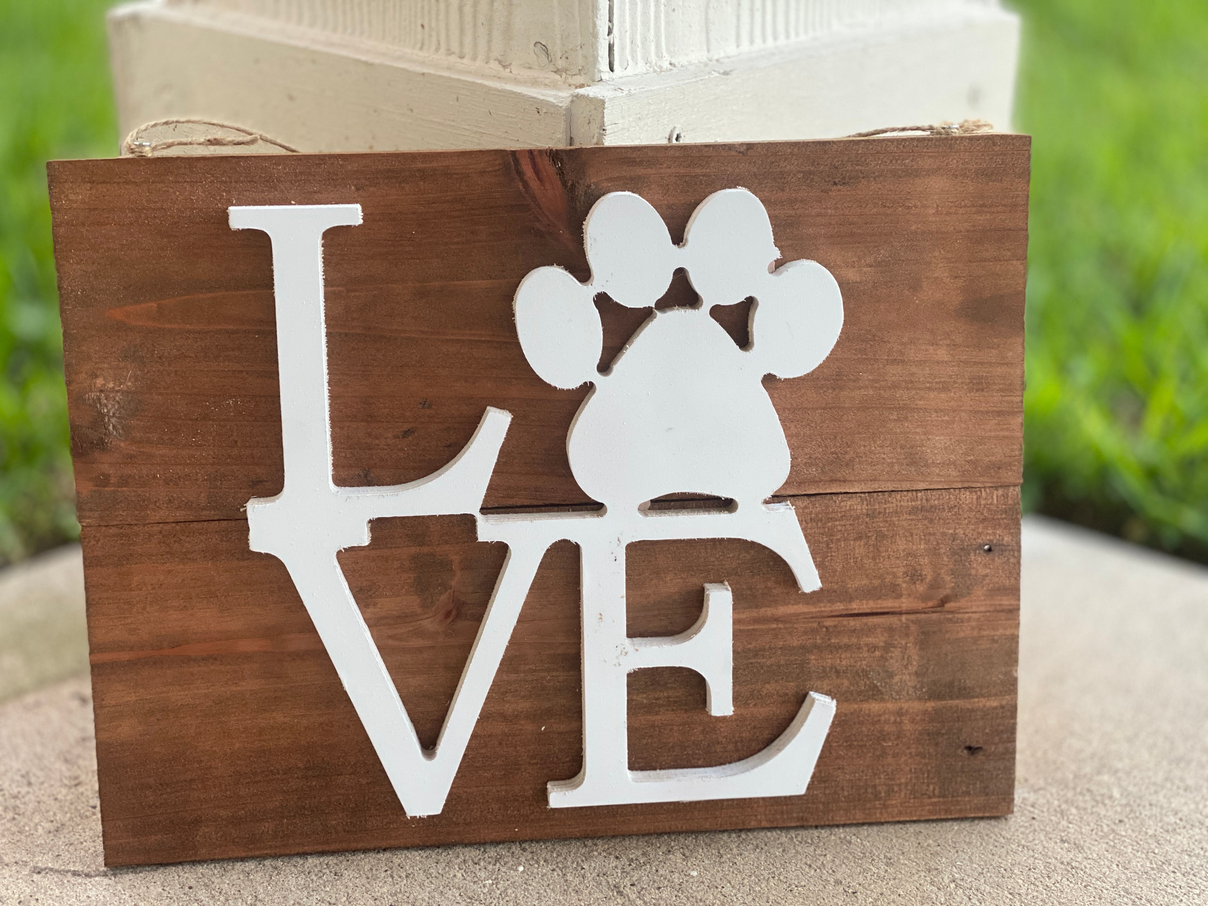 LOVE Dogs Sign