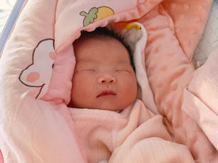 十五年的等待,祝賀周小姐44歲喜得千金,錦上添花