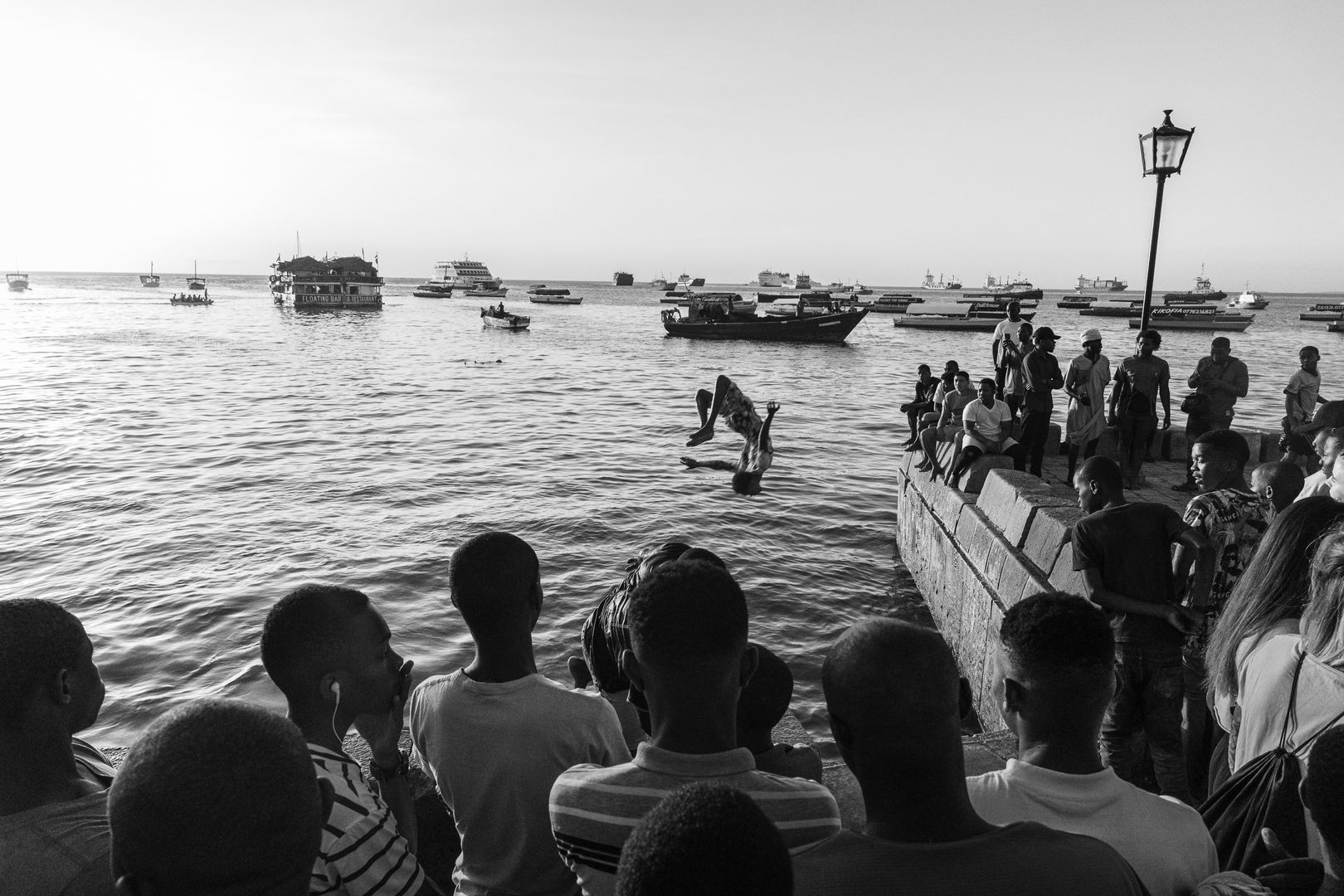 ZANZIBAR zenzel http://zenzelreal.com documentaire exposition exhibition voyage vincent giannesini zenzel artiste réalisateur photographe