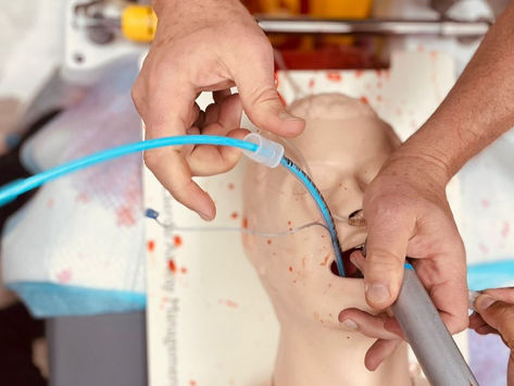 Survival effect of pre-hospital emergency anaesthesia with intubation in risk-stratified major trauma