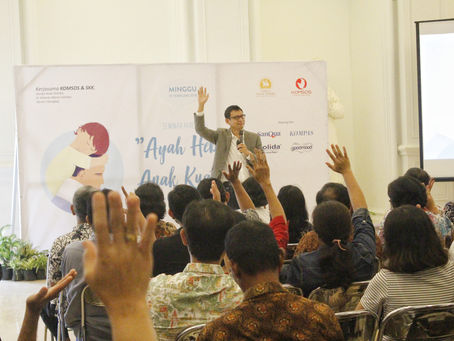 Seminar Parenting “Ayah Hebat, Anak Kuat” di Paroki Cilangkap
