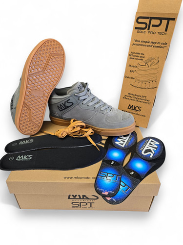 Riding shoes with shifter pad. BMX and Mountain biking shoe