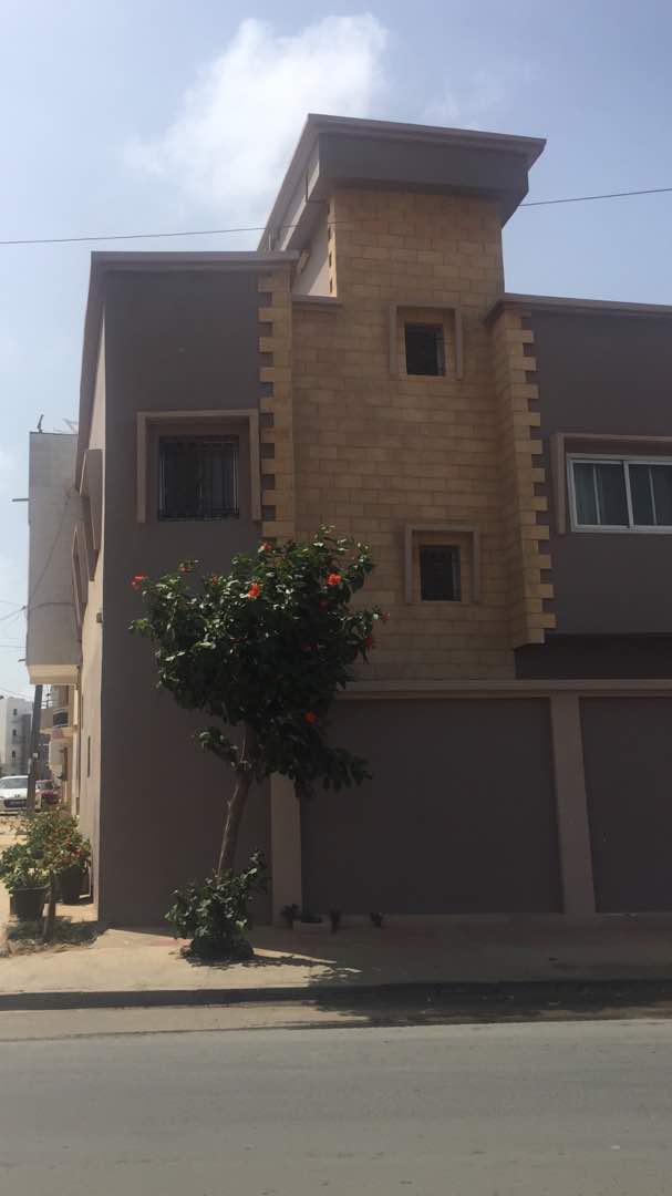 VILLA R+1 À VENDRE À LIBERTÉ 6