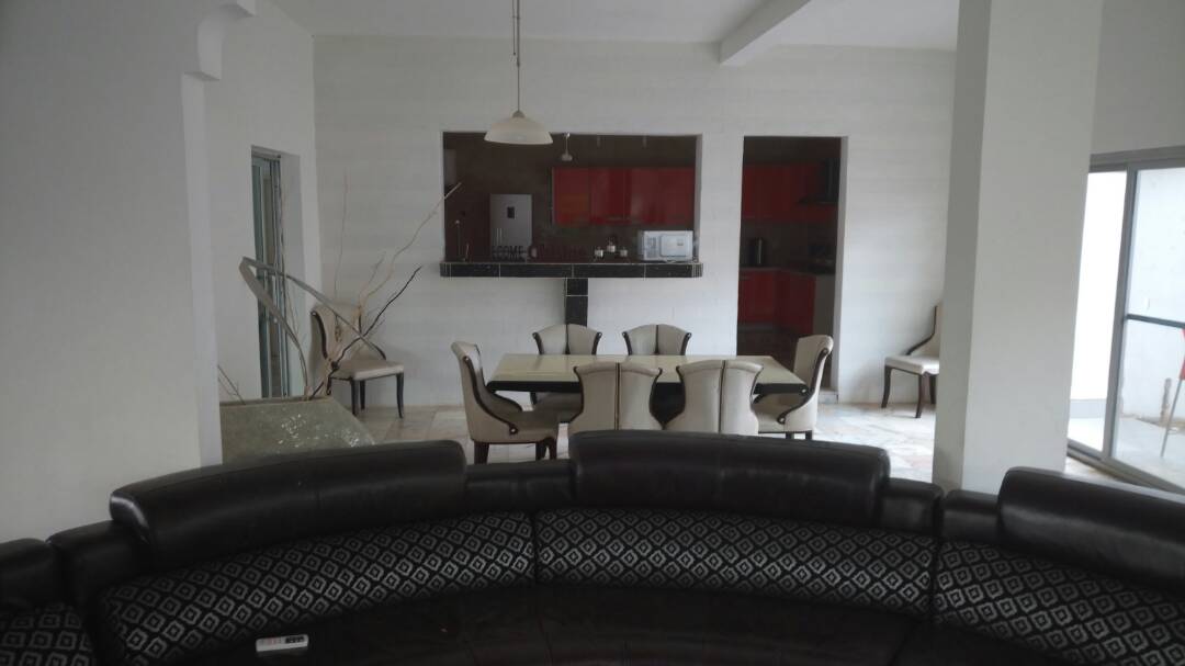 VILLA MEUBLÉ F5 AUX ALMADIES