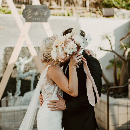 Tips for Brides wanting "Pink and Dried Floral Vibes"