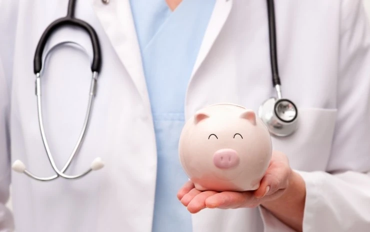Physicians-Wealth-Management-Tips_Gold-Medal-Waters