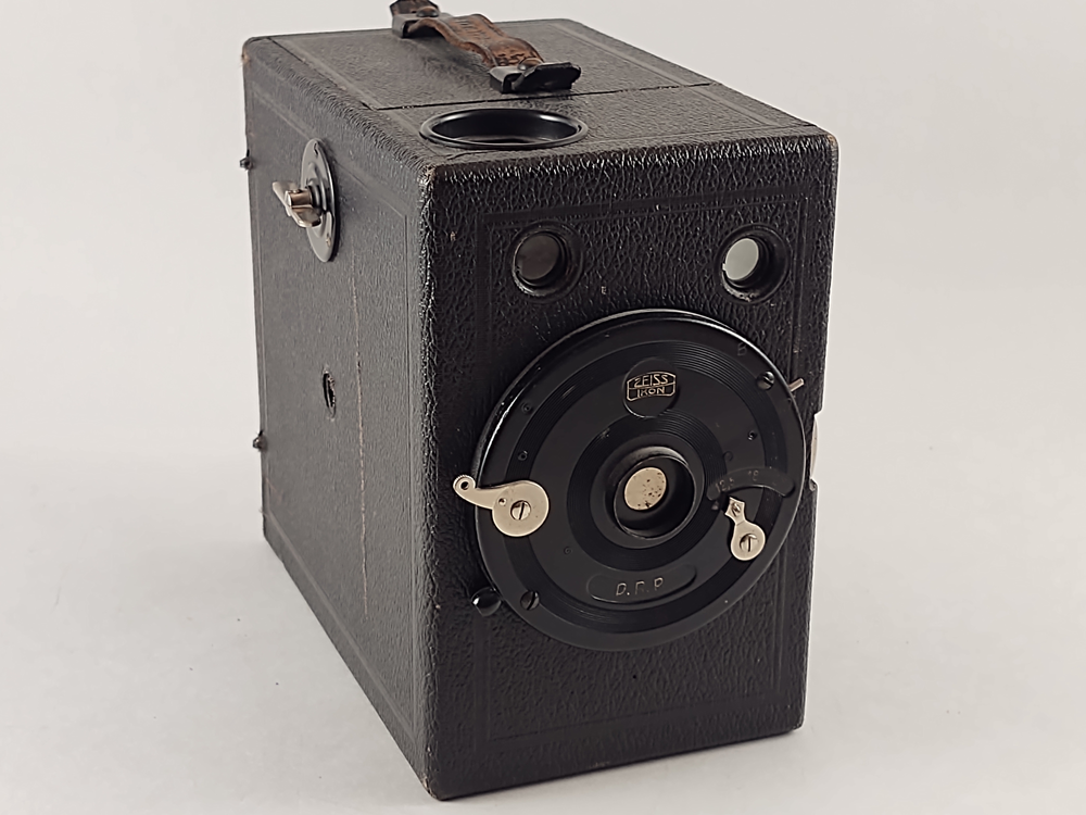 Ernemann Film K - by Zeiss?