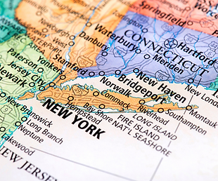 Map of Long Island in New York, with Hempstead shown at the middle Southern end.