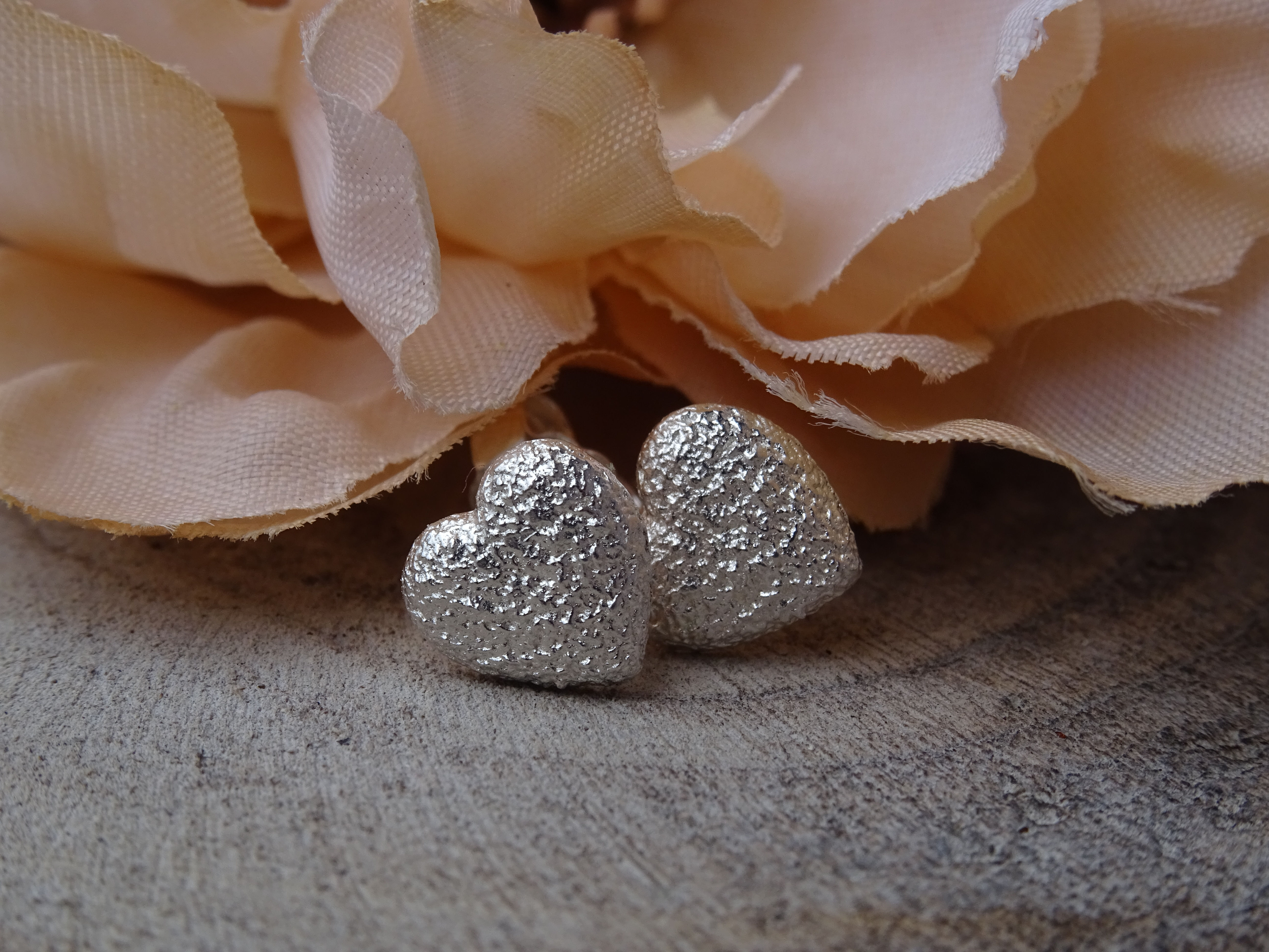 Ohrstecker Herz matt