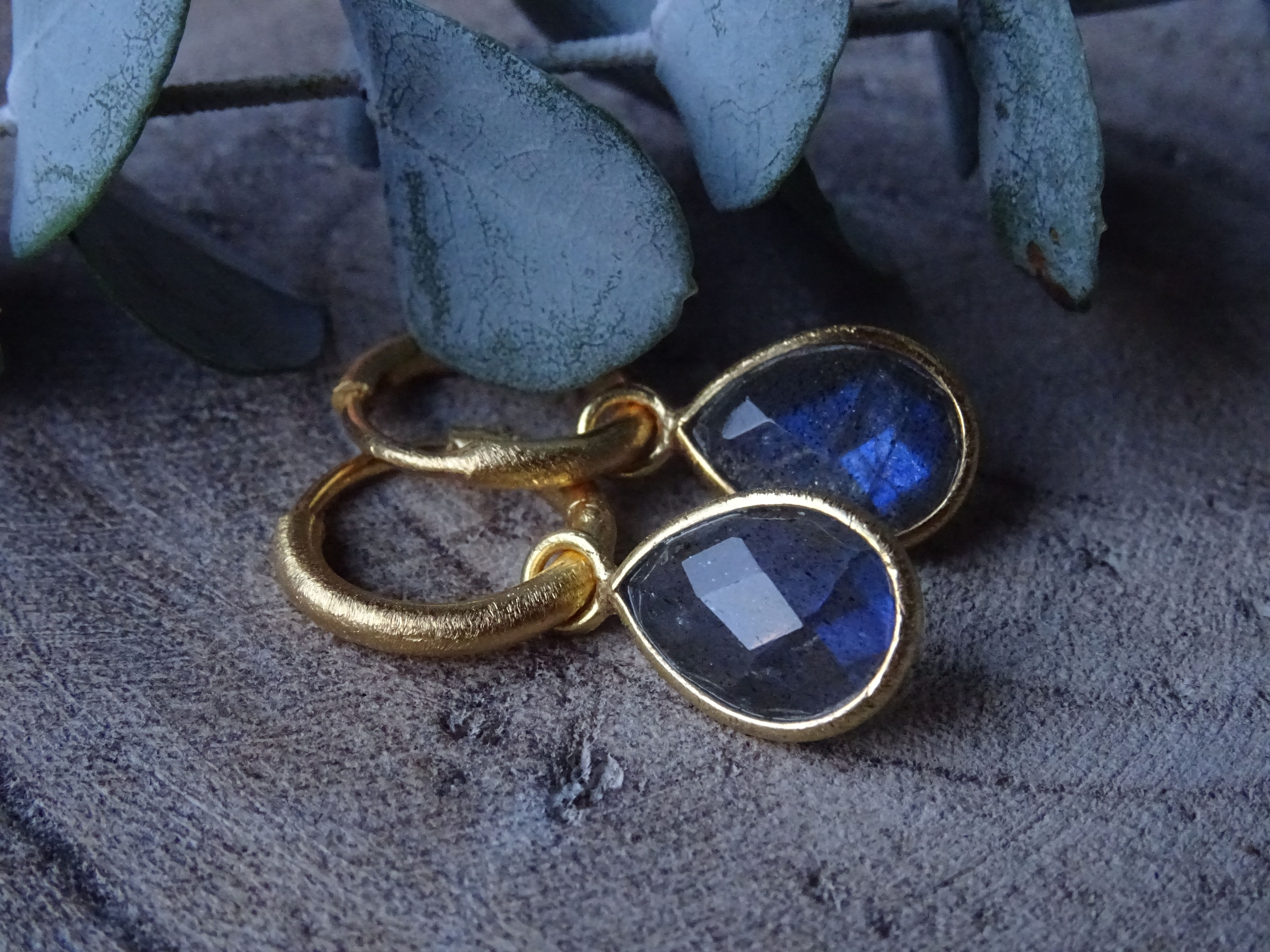 Creole Labradorit gold