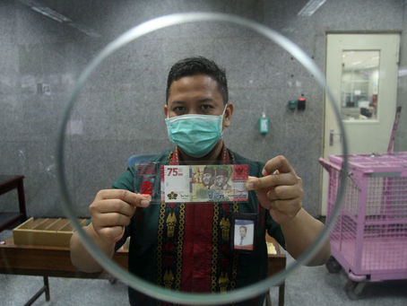 Berburu uang Rp75 ribu: Untuk koleksi hingga dijual kembali