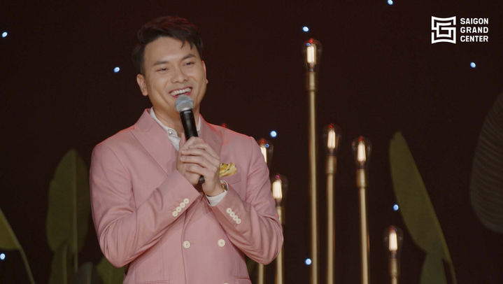 SAIGON GRAND CENTER is a perfect VENUE EVENT near me for rent, hire in Orange County, California: Corporate Company Community, Function Meeting, Private Party Birthday, Luxury Wedding Reception Venues, Marriage Anniversary, Bridal Shower, Christmas Celebration Dinner, Music Concert Art Show, Nightclub, Lounge... SGC VENUE building: BALLROOM, THEATER, LOBBY offers a large or small event space for up to 1,000 Guests & has big room, banquet hall, place, space, location, spot for your events. Rent, Hire SGC VENUE for your memorable events