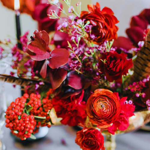 サムネイル： 【FLORISTおまかせ】季節の花束 M