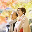 幸せそうな老夫婦