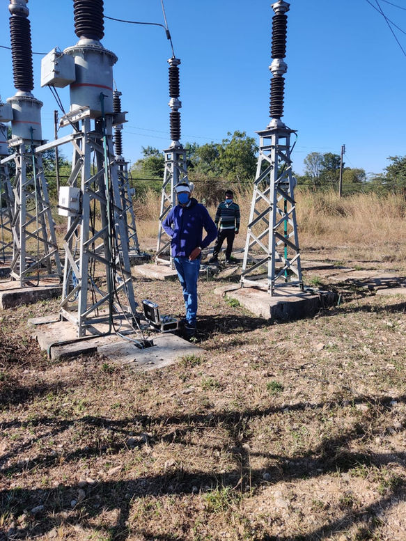 Lightning arrester Testing using KPM LA 100+ , Single Phase LA Tester in a 66kV switchyard.