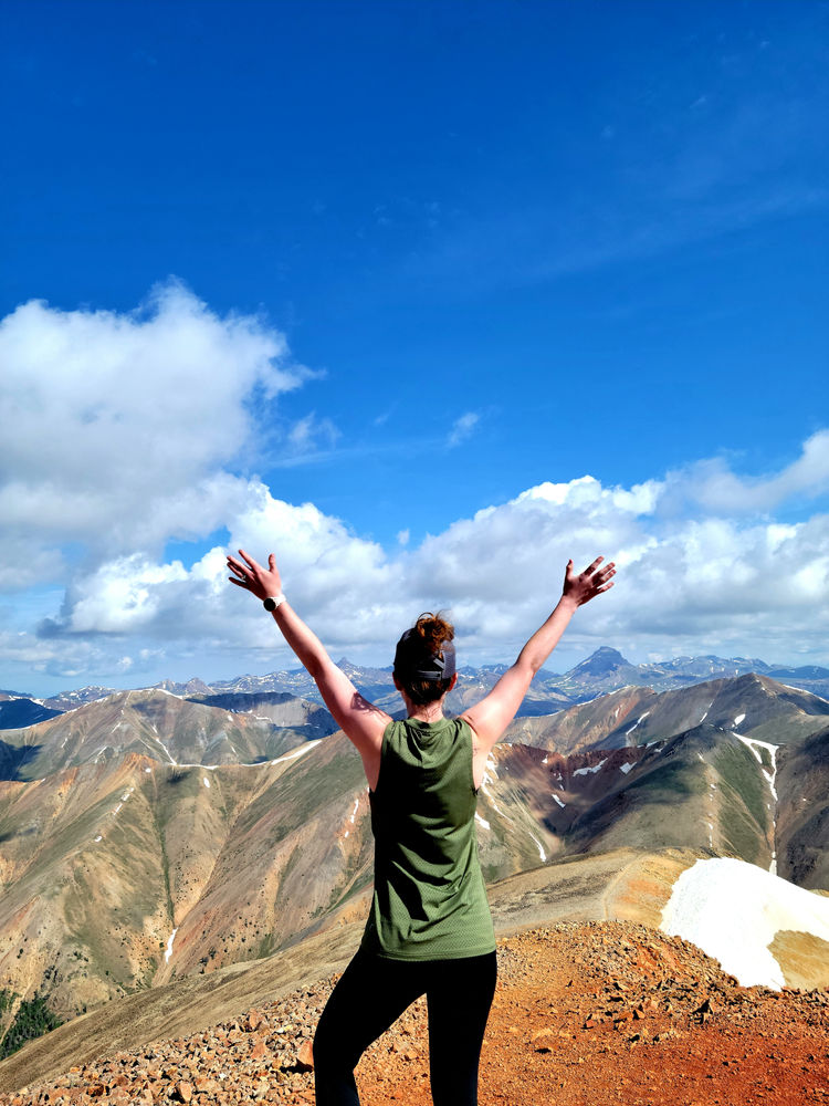 What to Wear How to Dress for a Day Hike