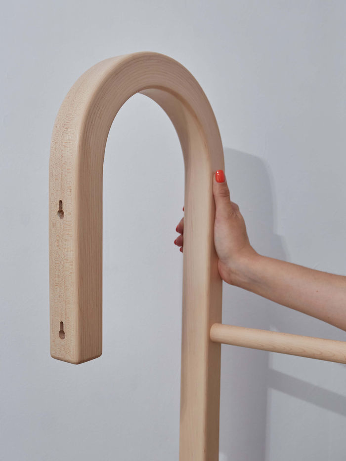 Louie George Michael - Pamela Undersun Bentwood lader Detail.jpg