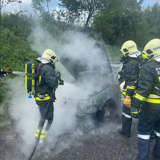 Fahrzeugbrand auf der A21
