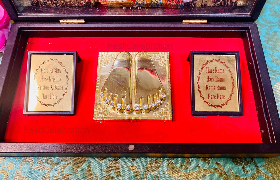 Thumbnail: Beautiful Radha Krishna Ji with Charan Gold & Silver Polish – 3D Frame